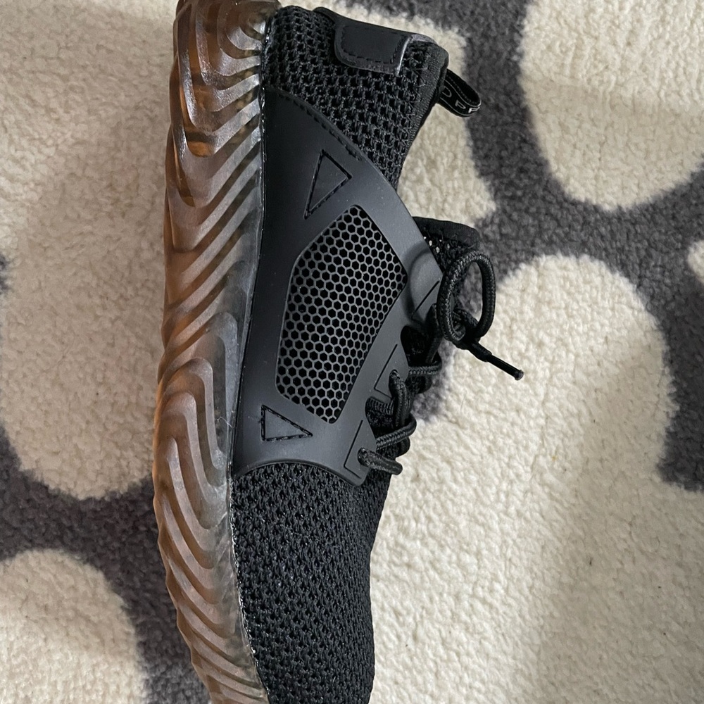 Unisex Indestructible sneakers mens 8.5 womens 10 - Picture 2 of 3
